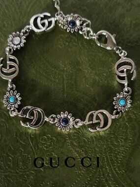 🍇🍇Gucci Silver Double G Flower Bracelet with Turquoise and Navy Stones🍇🍇